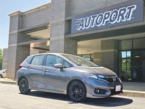 Used 2018 Honda Fit Sport image 1