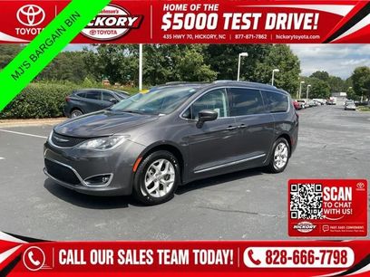 Used 2019 Chrysler Pacifica Touring-L Plus w/ Tire & Wheel Group
