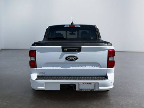 Used 2025 Ford Maverick Lobo AWD/4WD image 4