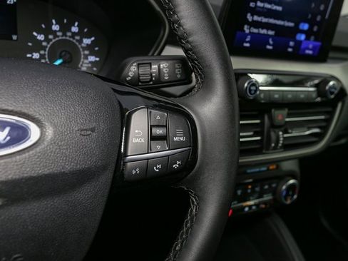 Used 2022 Ford Escape SE w/ Convenience Package image 30