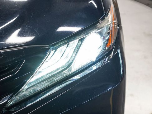 Used 2019 Toyota Camry XSE w/ Carpet Mat Package FWD image 7
