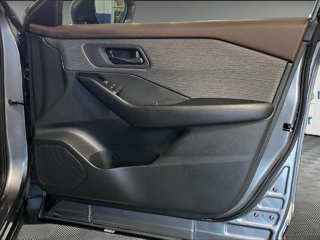 Certified 2023 Nissan Rogue S AWD/4WD image 12