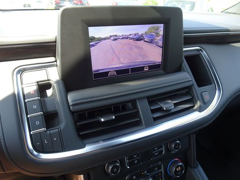 Used 2023 Chevrolet Tahoe LS AWD/4WD image 14