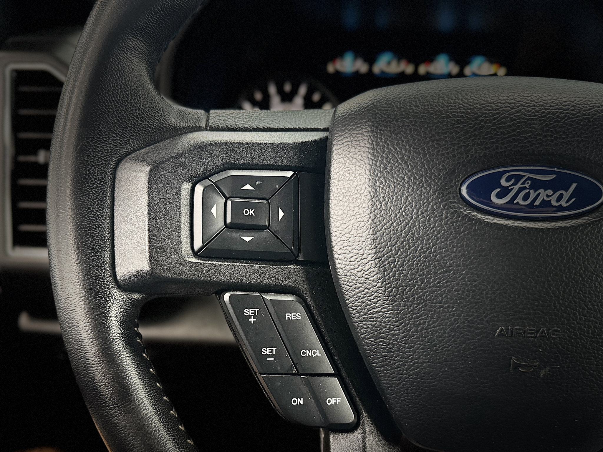 Used 2019 Ford F150 XLT w/ Equipment Group 302A Luxury AWD/4WD image 20