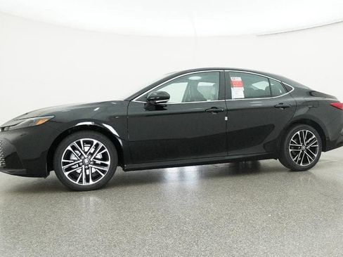 New 2026 Toyota Camry XLE AWD/4WD image 18