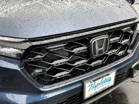 Used 2025 Honda CR-V Sport image 29