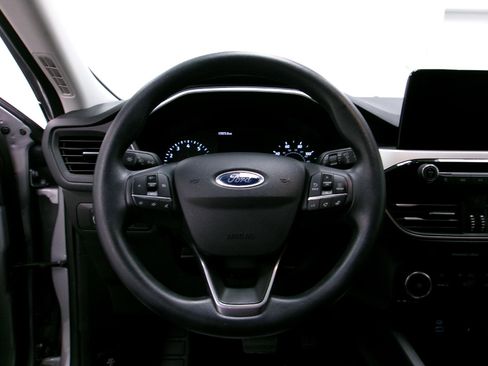 Used 2021 Ford Escape SE image 6