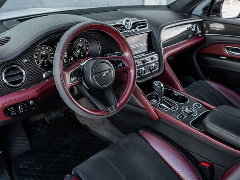 Certified 2022 Bentley Bentayga image 31