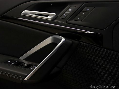 Used 2025 BMW X1 xDrive28i w/ Technology Package image 26