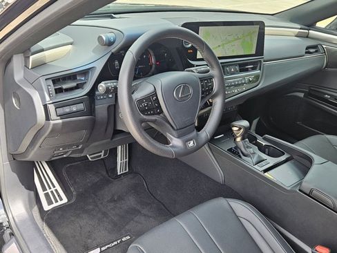 Used 2024 Lexus ES 350 F Sport w/ Accessory Package (Z2) FWD image 9