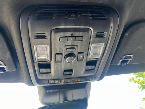 Used 2022 Cadillac Escalade Sport w/ Touring Package AWD/4WD image 40