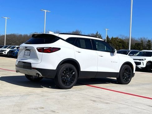 Used 2022 Chevrolet Blazer LT w/ Sound & Technology Package image 8