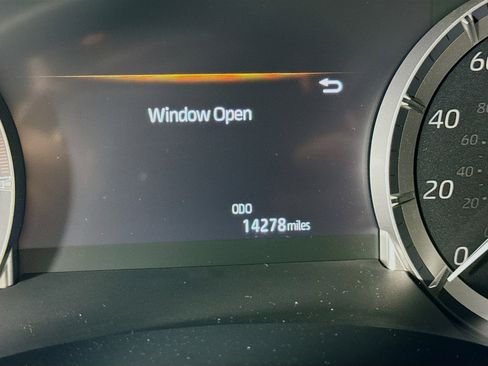 Certified 2025 Toyota Highlander image 13