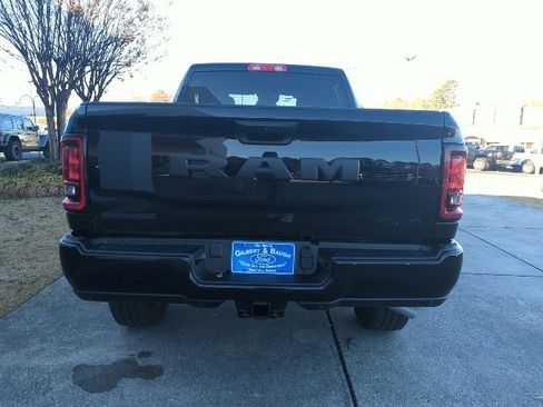 Used 2025 RAM 2500 Big Horn image 6