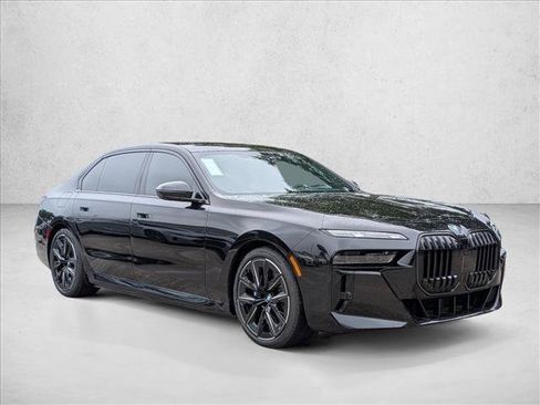 Used 2026 BMW i7 xDrive60 w/ Executive Package AWD/4WD image 6