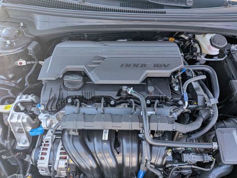 New 2026 Hyundai Elantra SE FWD image 33