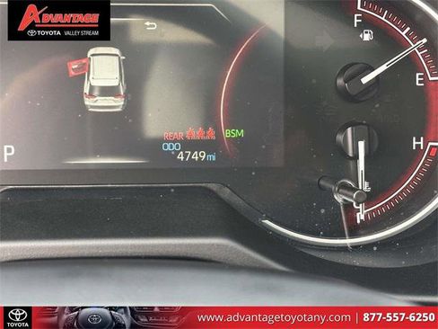 Certified 2025 Toyota RAV4 XLE Premium image 30