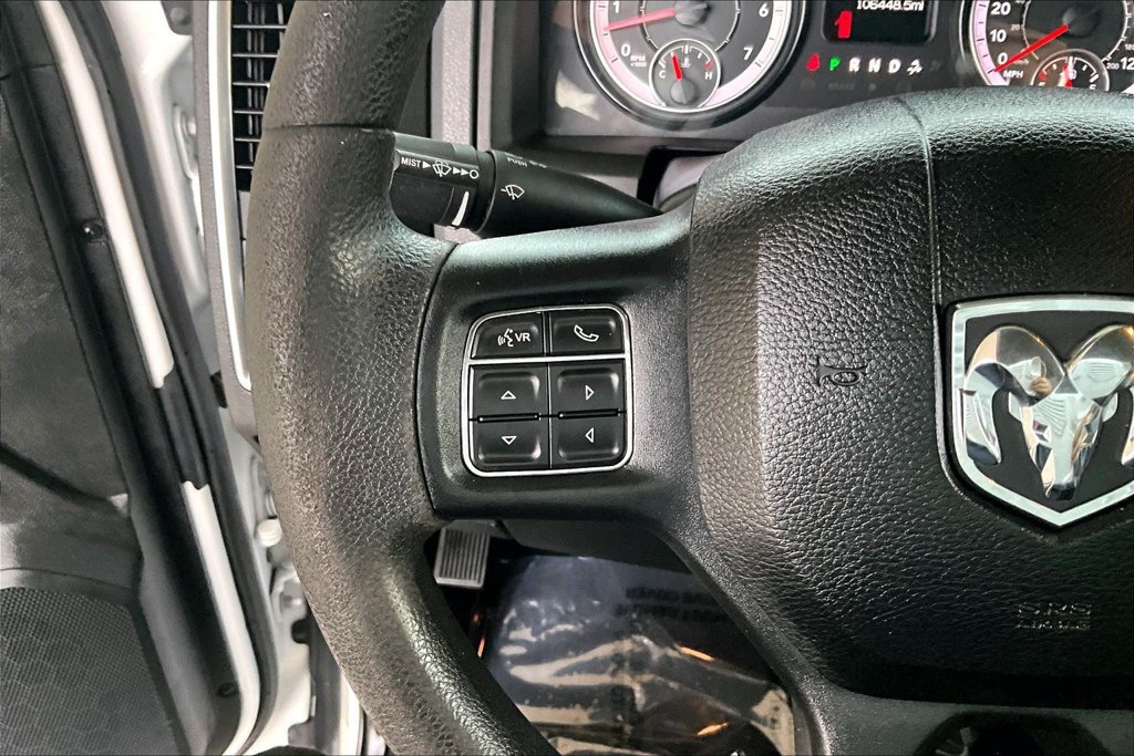 Used 2020 RAM 1500 Classic SLT AWD/4WD image 19