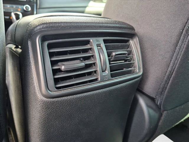 Used 2020 Nissan Rogue S FWD image 24