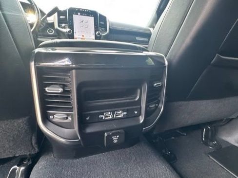 Used 2022 RAM 2500 Laramie AWD/4WD image 10