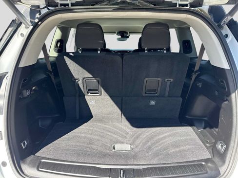 Used 2023 Jeep Grand Cherokee L Laredo w/ Luxury Tech Group I AWD/4WD image 35