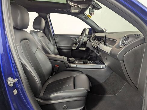 Used 2021 Mercedes-Benz GLB 250 image 38