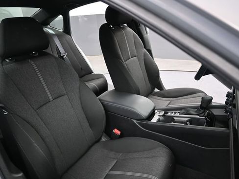 Certified 2025 Honda Accord Sport image 29