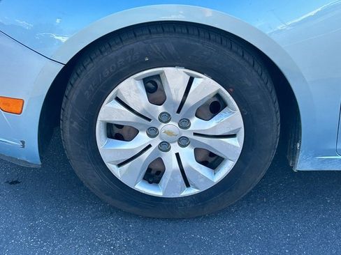 Used 2012 Chevrolet Cruze LS w/ Connectivity Package image 11