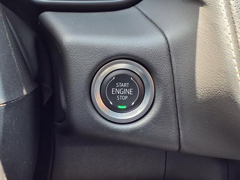 Used 2024 Chevrolet Tahoe Premier RWD image 24