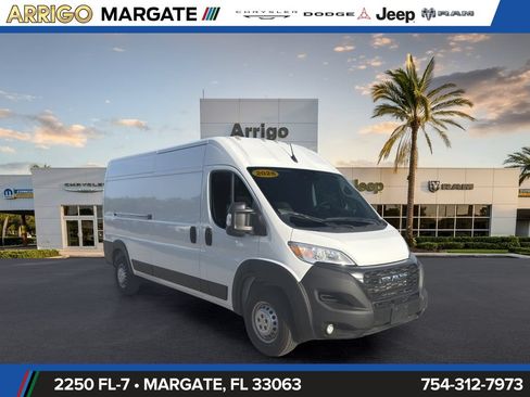 Used 2026 RAM ProMaster 2500 w/ Convenience Group FWD image 1