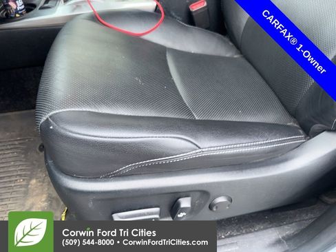 Used 2023 Toyota 4Runner Limited image 4