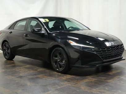 Used 2023 Hyundai Elantra SEL