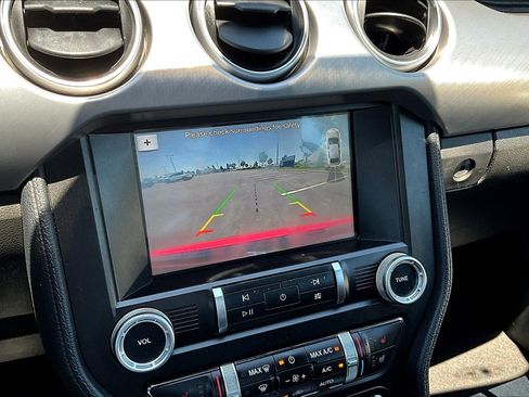 Used 2019 Ford Mustang Premium RWD image 13