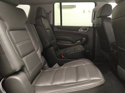 Used 2019 GMC Yukon XL Denali w/ Denali Ultimate Package AWD/4WD image 19