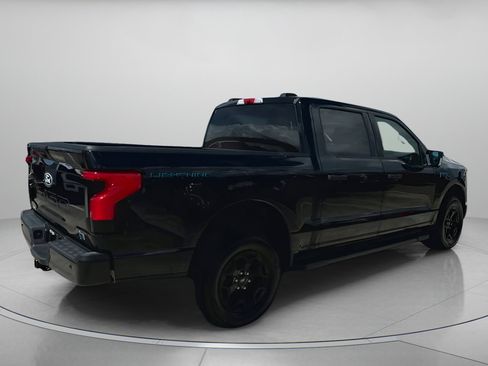 Used 2025 Ford F150 Lightning XLT image 29