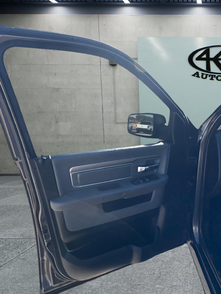 Used 2019 RAM 1500 Lone Star RWD image 11