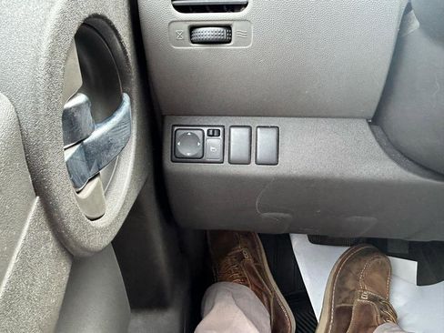 Used 2015 Nissan Xterra S AWD/4WD image 26