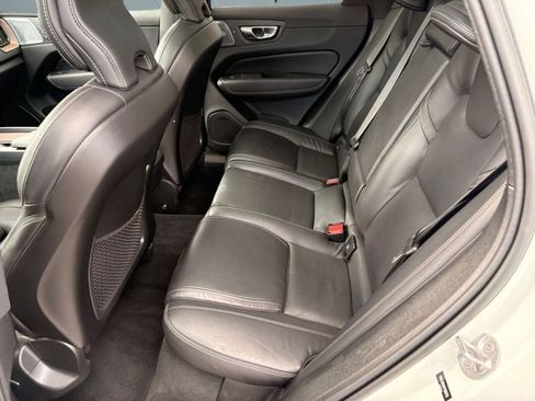 Certified 2023 Volvo XC60 B5 Ultimate image 14