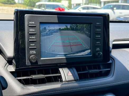 Used 2019 Toyota RAV4 LE w/ All Weather Liner Package AWD/4WD image 19