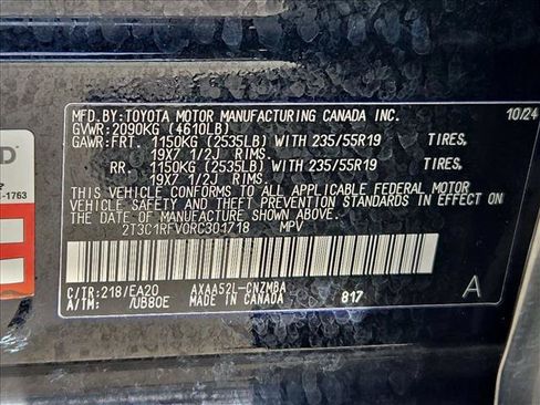 Used 2024 Toyota RAV4 XLE Premium FWD image 25
