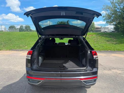 Used 2020 Volkswagen Atlas Cross Sport S FWD image 4