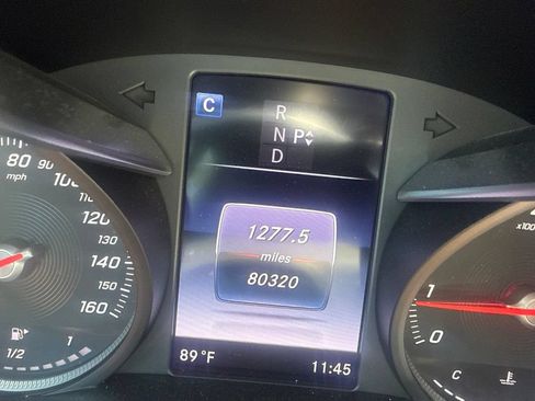 Used 2018 Mercedes-Benz C 300 Sedan image 16