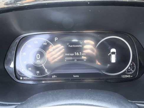 Used 2020 Hyundai Palisade Limited w/ Winter Weather Package AWD/4WD image 23