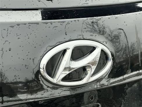 Used 2015 Hyundai Santa Fe Sport w/ Option Group 02 image 15