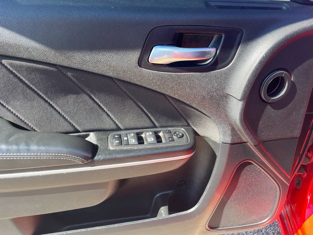 Used 2023 Dodge Charger SXT RWD image 12