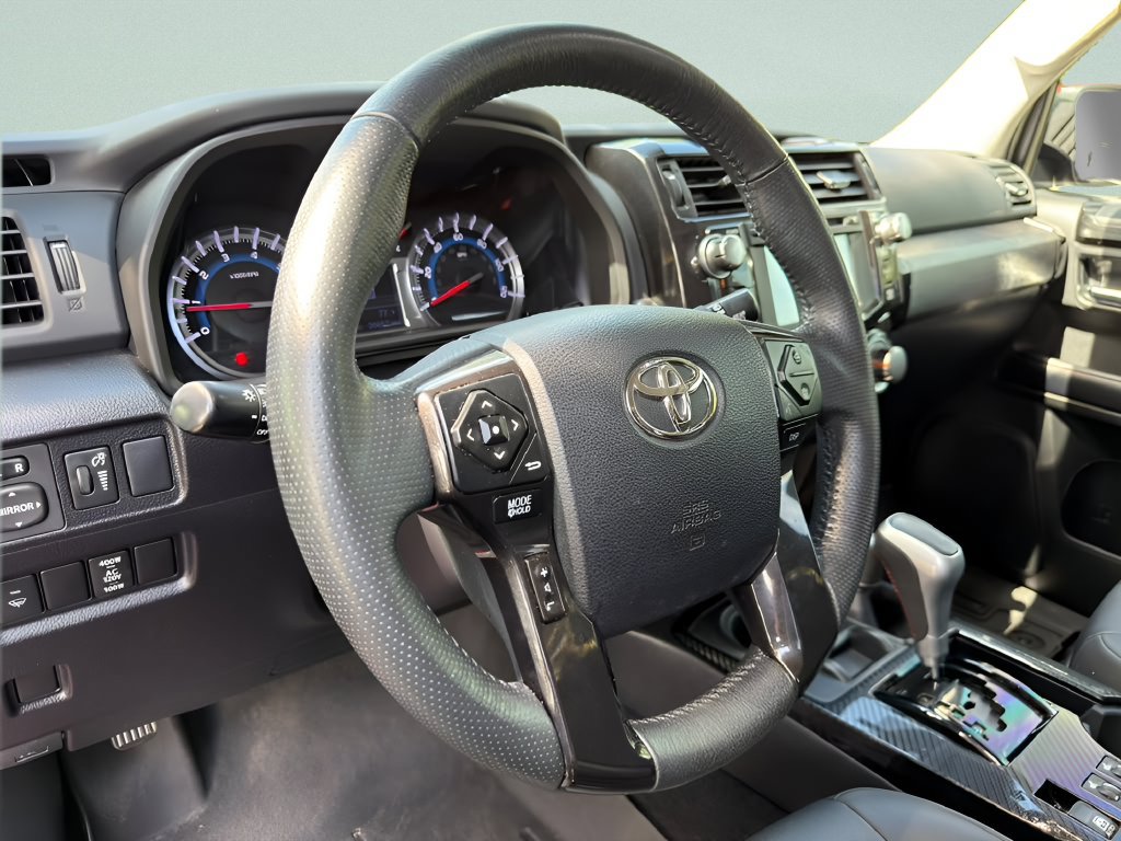Used 2019 Toyota 4Runner TRD Off-Road Premium AWD/4WD image 15