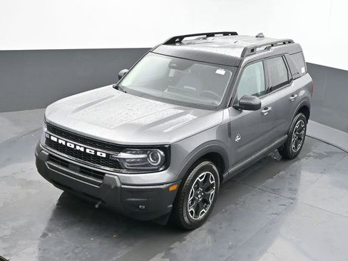 New 2025 Ford Bronco Sport Outer Banks AWD/4WD image 35