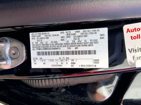 Used 2025 Ford Escape ST-Line AWD/4WD image 37