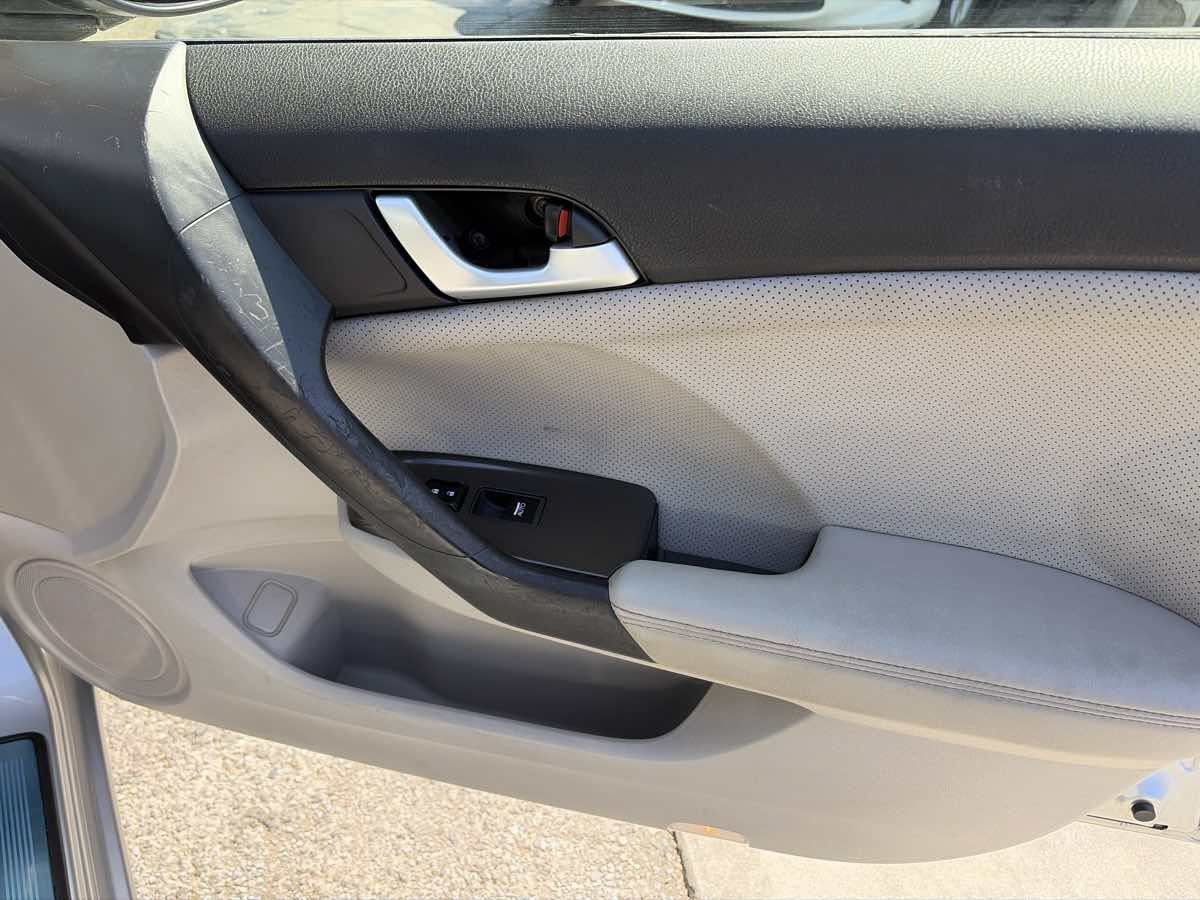Used 2012 Acura TSX Sedan FWD image 29