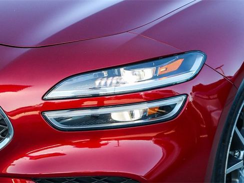 Used 2022 Genesis G70 2.0T w/ Prestige Package image 6